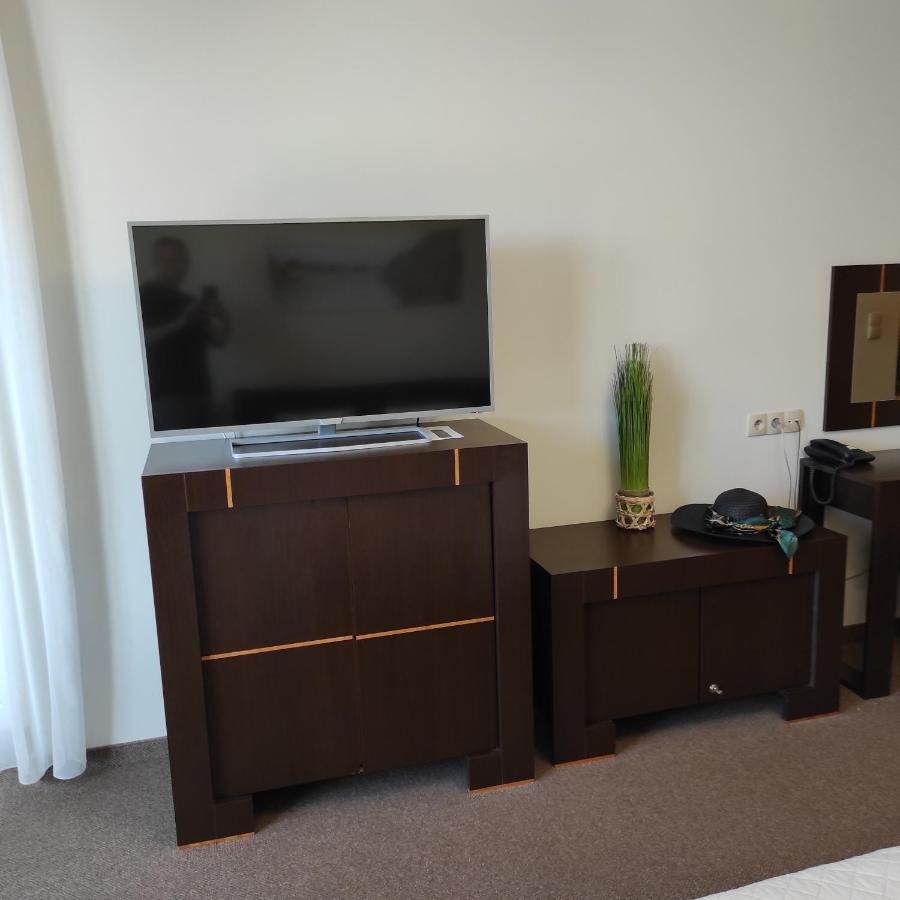 Apartament Promenada Park Kolobrzeg Ngoại thất bức ảnh